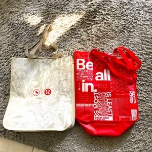 Lululemon reusable bags
